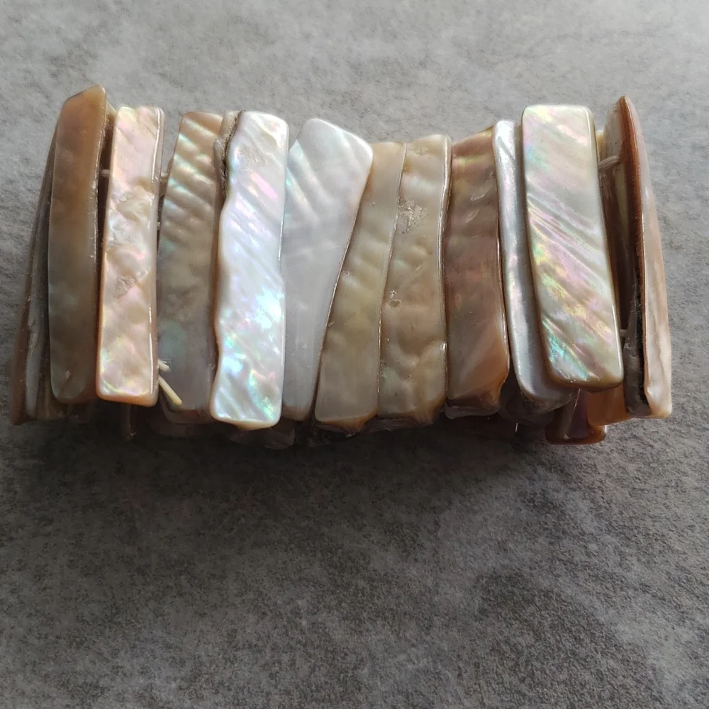 Shell bracelet - Picture 1 of 4